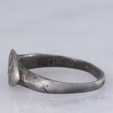 Anello medievale in argento con incisioni, XI/XIV secolo d.C.