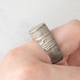 Anello medievale in argento con incisioni, XIII/XV secolo d.C.