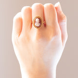 Anello vintage con cammeo su agata in oro 18K, anni '60