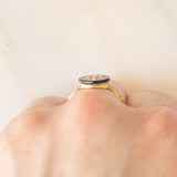 Raro anello rosario antico in oro giallo 18K con onice e perline bianche, fine ‘800/inizio ‘900