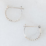 Orecchini a cerchio in oro bianco 14K con diamanti (0.30ctw), anni ‘90/anni ‘2000