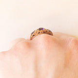 Anello vittoriano in oro giallo 9K con ametiste (0.30ctw ca.) e diamanti (0.04ctw ca.), primi del ‘900