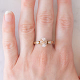 Anello da cocktail vintage in oro giallo 8K con morganite (1.50ct ca.) e diamanti