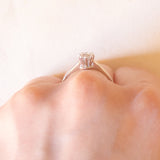 Solitario in oro bianco 18K con diamante di taglio vecchia Europa (0.35ct ca.)