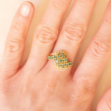 Anello vintage in oro giallo 18K con smeraldi (0.20ctw ca.) e diamanti (0.10ctw ca.), anni ‘70/‘80