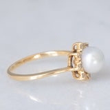 Anello a margherita vintage in oro giallo 14K con perla bianca e diamanti di taglio brillante (0.08ctw ca.), anni ‘60