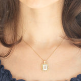 Ciondolo a margherita in oro giallo 14K con acquamarina (3.30ct ca.) e diamanti (0.22ctw ca.), anni ‘70