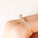 Anello vintage in oro bianco 9K con diamanti (0.22ctw ca.), anni ‘90