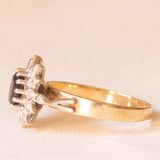 Anello a margherita vintage in oro giallo e bianco 9K con zaffiro (0.60ct ca.) e diamanti (0.14ctw ca.), anno 1991