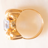 Anello vintage a fiocco in oro giallo 18K con spinello azzurro sintetico (2.50ct ca.), anni ‘50