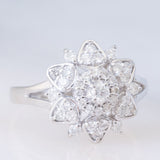 Anello a fiore vintage in platino con diamanti (0.55ctw), anni ‘80