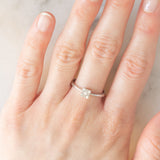 Anello vintage in oro bianco 9K con diamanti (0.15ctw ca.), anni ‘80/‘90