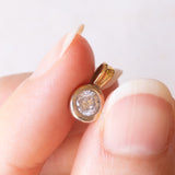 Ciondolo punto luce vintage in oro giallo e bianco 18K con diamante di taglio brillante (0.25ct ca.)