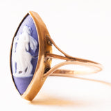 Anello a navette vintage in oro giallo 9K con jasperware rappresentante la dea Diana, anni ‘70