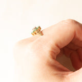 Anello a margherita vintage in oro giallo e bianco 9K con smeraldi (0.30ct ca.) e diamante, anno 1987