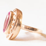 Anello vintage in oro giallo 14K con zaffiro rosa sintetico (1.60ct ca.), anni ‘70