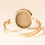Anello vintage in oro giallo 9K con cammeo su lava, anni ‘40