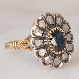 Anello a margherita vintage in stile antico in oro giallo 18K e argento con zaffiro (1ct ca.) e diamanti di taglio rosetta (0.36ctw ca.), anni ‘60/‘70