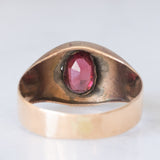 Anello chevalier retrò in oro giallo 14K con granato (1ct ca.), anni ‘40