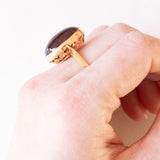 Anello da cocktail vintage in oro giallo 18K con tormalina rosa (12ct ca.), anni ‘60/‘70