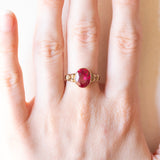 Anello solitario vintage in oro giallo 8K con rubino sintetico (2.50ct ca.), anni ‘40/‘50