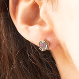 Orecchini vintage in oro giallo 8K con spinelli azzurri sintetici, anni ‘70/‘80