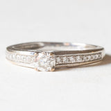 Anello vintage in oro bianco 9K con diamanti di taglio brillante (0.30ctw ca.), anni ‘70/‘80