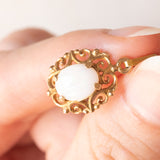 Collana vintage con catenina in oro giallo 9K e con pendente in oro giallo 9K con opale (1ct ca.), anno 1981