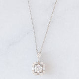 Collana vintage in platino con ciondolo con diamanti (0.47ctw), anni ‘90