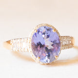 Anello da cocktail vintage in oro giallo e bianco 9K con tanzanite (3.20ct ca.) e diamanti (0.46ctw ca.)