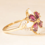 Anello vintage in oro giallo e bianco 9K con tormaline (1.20ctw ca.), opali (0.60ctw ca.) e diamanti (0.04ctw ca.), anni ‘70/‘80
