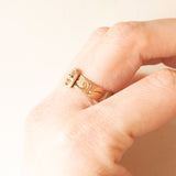 Anello antico vittoriano a forma di cintura con fibbia in oro giallo 9K, anno 1891-1892