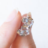 Orecchini moderni in oro bianco 9K con acquamarine (0.60ctw ca.)