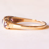 Anello veretta vintage in oro giallo 9K con opali (0.20ctw ca.) e ametista (0.40ctw ca.), anni ‘70