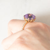 Anello da cocktail vintage in oro giallo 18K con ametista e diamanti di taglio brillante (0.24ctw ca.), anni ‘70/‘80