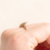 Solitario vintage in oro giallo 9K con opale (1ct ca.), anni ‘70 ca.