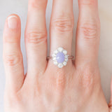 Anello a margherita in platino con giada lavanda (1.55ct) e diamanti (0.81ctw), anni ‘90