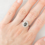 Anello ballerina vintage in oro bianco 14K con zaffiro (0.85ct ca.) e diamanti di taglio brillante (0.50ctw ca.), anni ‘80