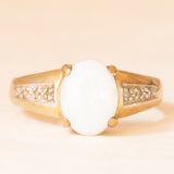 Anello vintage in oro giallo e bianco 8K con opale (1ct ca.) e diamanti, anni ‘60