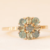 Anello a fiore moderno in oro giallo 9K con topazi verdi trattati (0.60ctw ca.), anno 2005