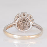 Anello a margherita vintage in oro bianco 14K con diamanti di taglio brillante (0.16ctw ca.) e con centrale fancy brown, anni ‘80