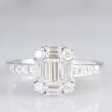 Anello vintage in platino con diamanti di taglio brillante e baguette (0.60ctw), anni ‘90