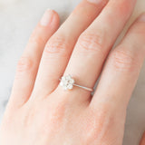 Anello a margherita vintage in oro bianco 14K con diamanti di taglio brillante (0.55ctw ca.), anni ‘80