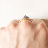 Anello vintage in oro giallo con zaffiro (0.80ct ca.) e diamanti di taglio brillante (0.18ctw ca.), anni ‘80