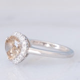 Anello a margherita vintage con diamante fancy di 1.68ct e con diamanti bianchi di contorno, anni ‘90/anni ‘2000