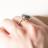 Anello da cocktail vintage in oro giallo 9K con spinello sintetico (5.80ct ca.), anno 1995