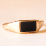 Anello chevalier vintage in oro giallo 9K con onice, anno 1984