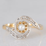 Anello tourbillion antico francese in oro giallo 18K con perla bianca e diamanti di taglio rosetta, anni ‘30