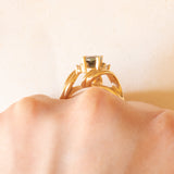 Anello vintage in oro giallo 14K con tormalina verde (1.30ct ca.) e diamanti, anni ‘60
