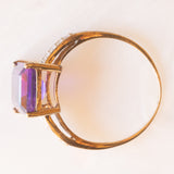 Anello da cocktail vintage in oro giallo 9K con ametista (3.50ct ca.) e diamanti (0.12ctw ca.), anni ‘60/‘70